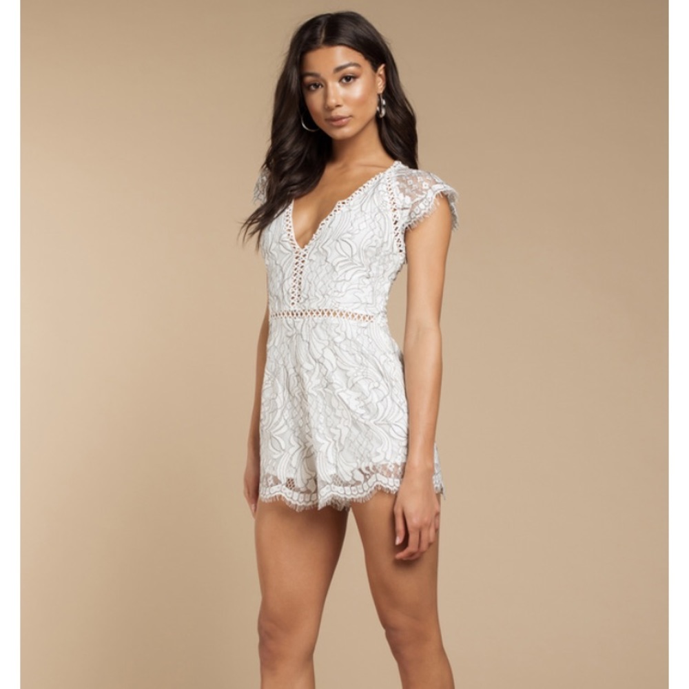 NWT Ace of Lace Up Back Romper